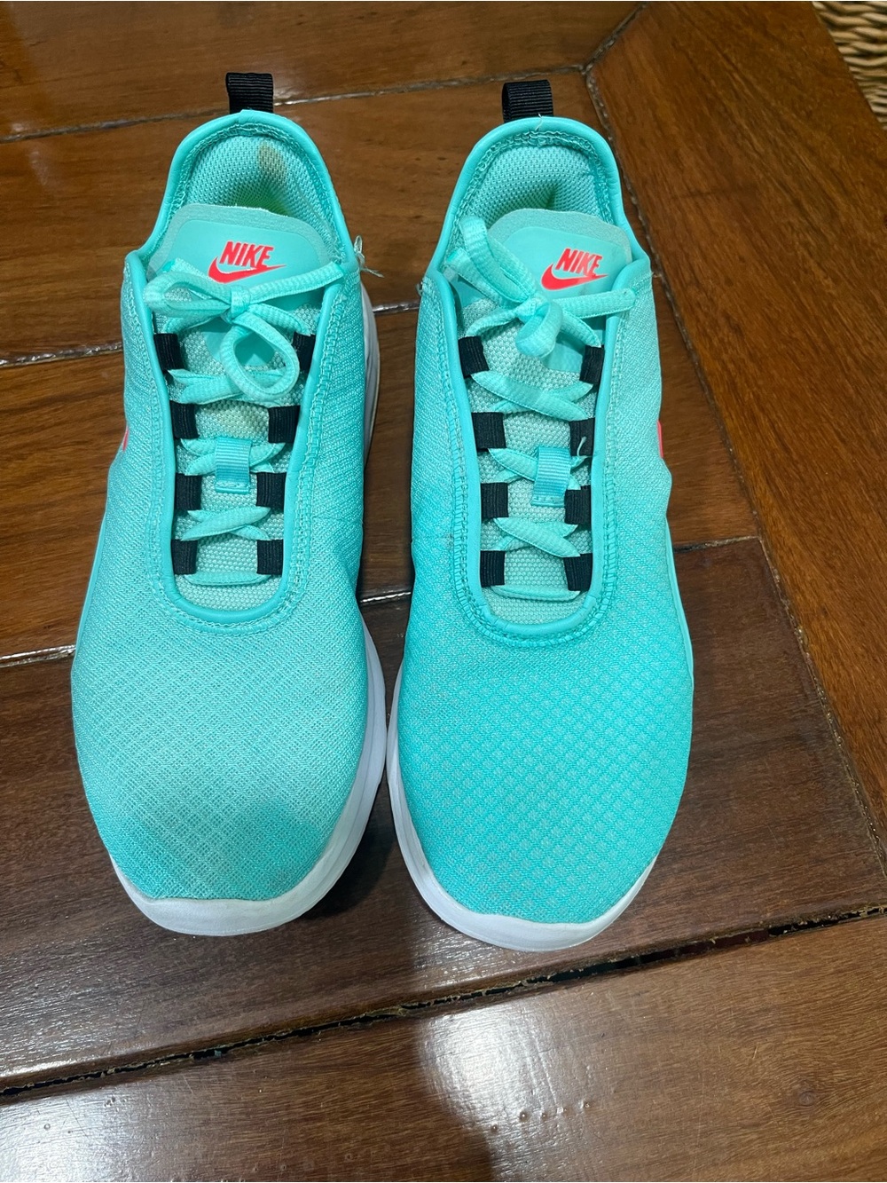 Women Nike Air Max Motion 2 Low Top Mesh Sneakers Blue/Green/Pink/White